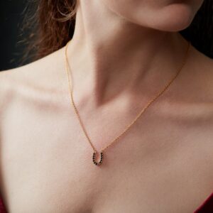 211012-Krrupas-Jewelry-08-Necklace-Model-077